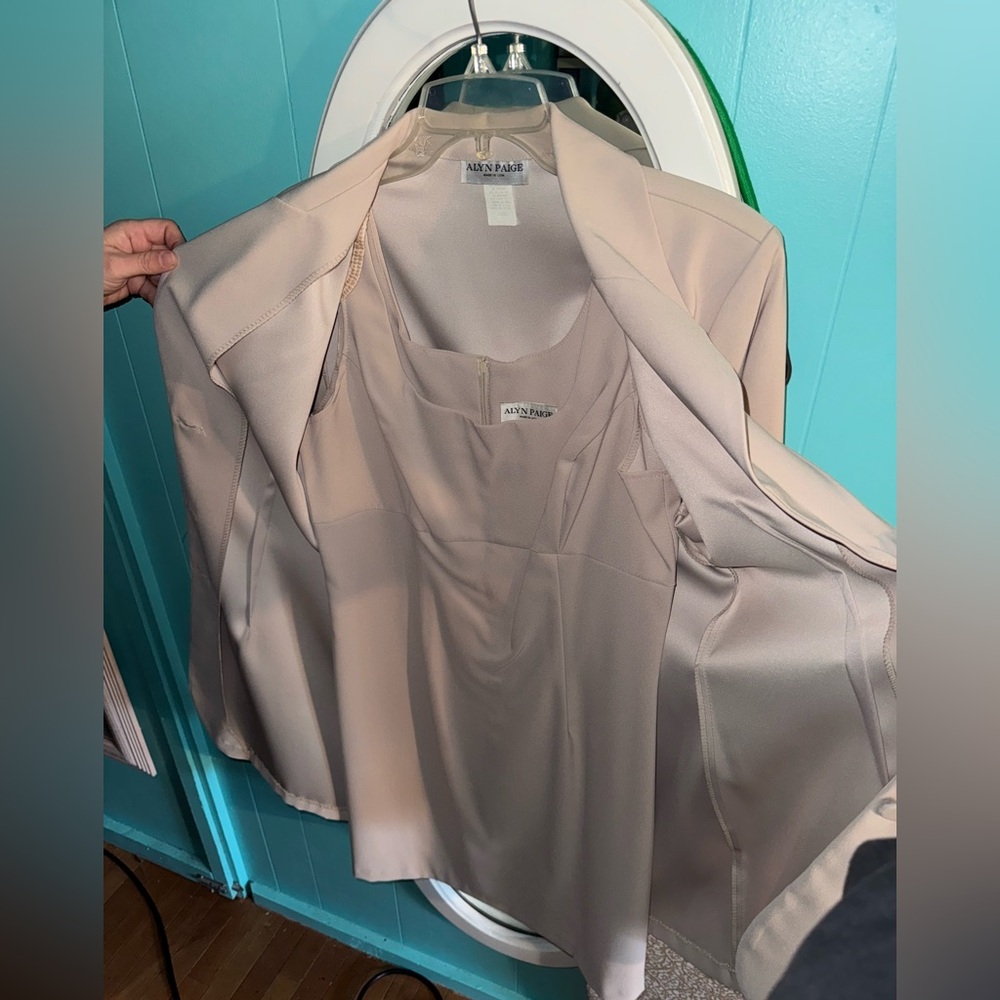 Beige 2 piece dress suit never worn